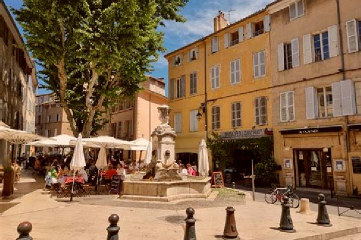 Kinsley, 20 — Escort in Eguilles, France