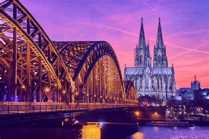 Kinsley, 20 — Escort in Konigsdorf, Germany