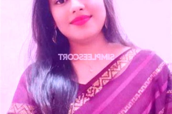 Kinsley, 20 — Escort in Latur, India