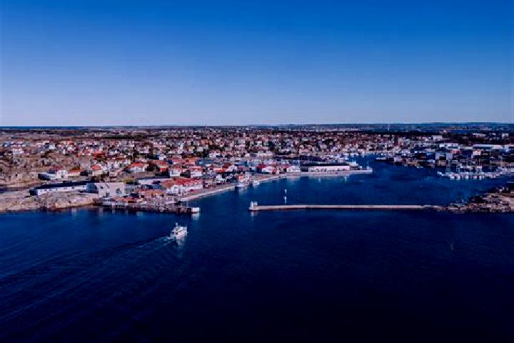 Kinsley, 20 — Escort in Lysekil, Sweden