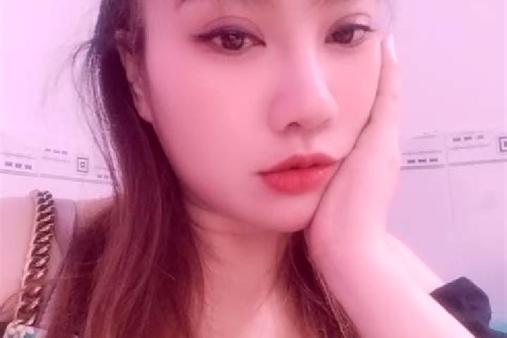 Kinsley, 20 — Escort in Thien Cam, Vietnam