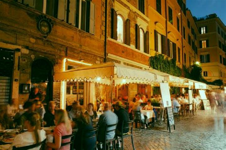 Kinsley, 20 — Escort in Trastevere, Italy