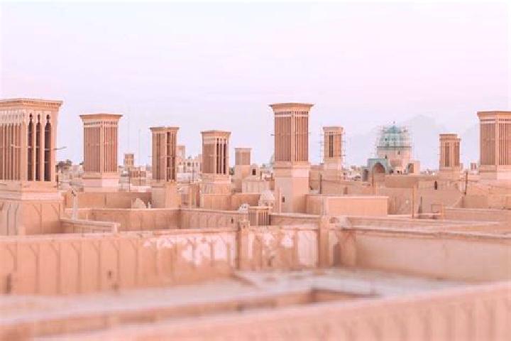 Kinsley, 20 — Escort in Yazd, Iran