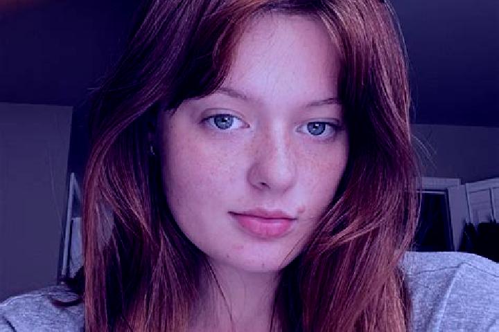 Kinsley, 21, a auburn amber-eyed mixed companion based in Galicija. Offering Girlfriend Experience, Striptease, Duos. Available for incall and outcall, day a...