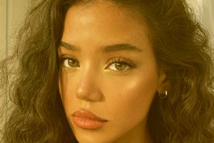 Kinsley, 21, a black brown-eyed asian companion based in Bjaerred. Offering Dinner Date, Tantra, A-Level, CIM. Available for incall and outcall, day and even...