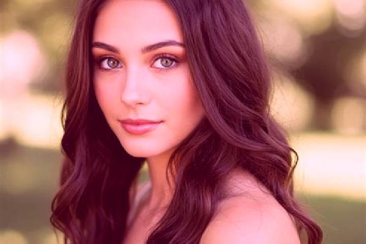 Kinsley, 21, a black hazel-eyed european companion based in Llanvaches. Offering Massage, A-Level, Dinner Date, CIM. Available for incall and outcall, overni...
