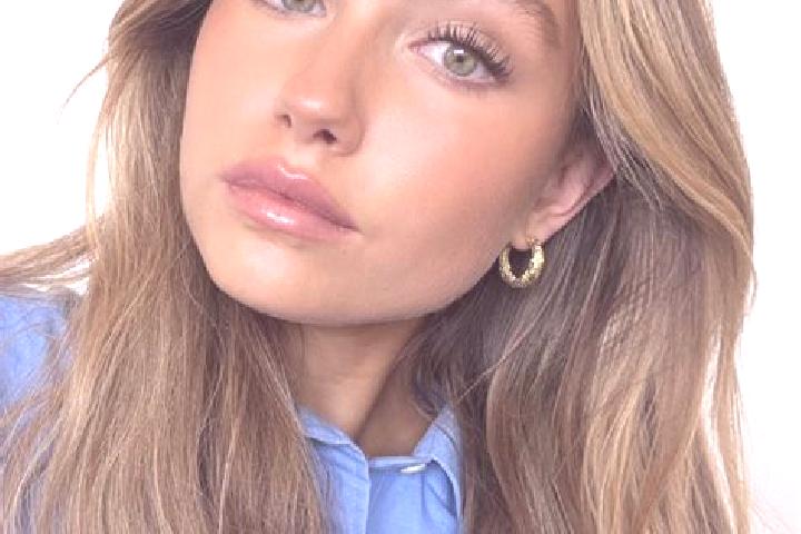 Kinsley, 21, a dark blonde green-eyed indian companion based in Shangluo. Offering CIM, Overnight, Striptease, Party Girl. Available for incall and outcall, ...