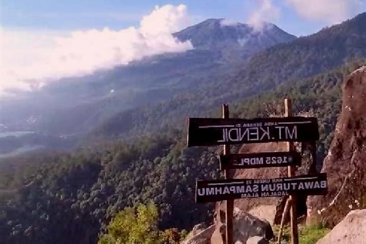 Kinsley, 21 — Escort in Gunung Kendil, Indonesia