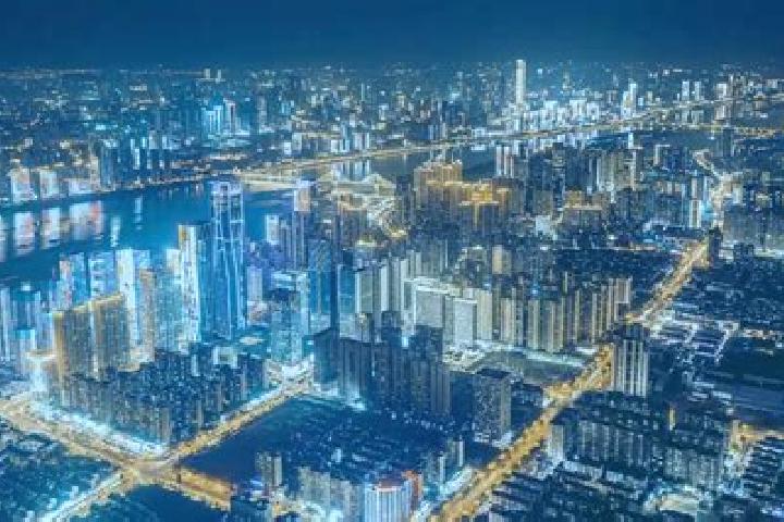Kinsley, 21 — Escort in Lixian, China