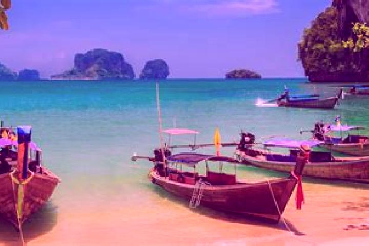 Kinsley, 21 — Escort in Sam Chai, Thailand