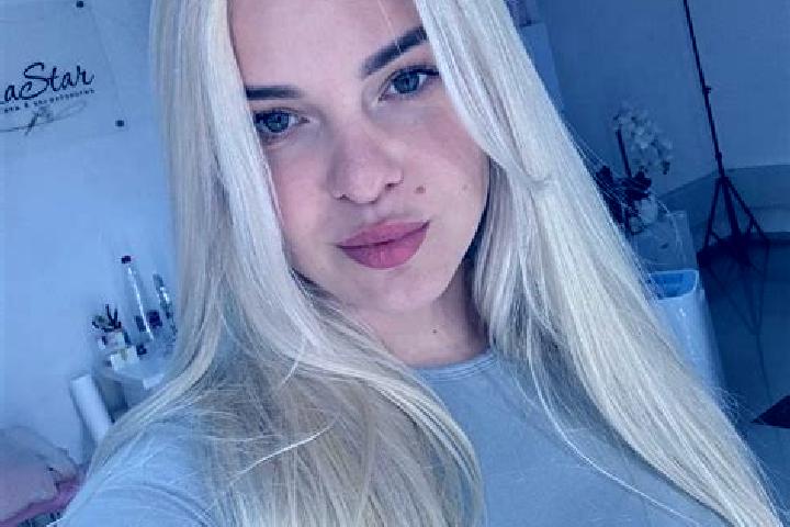 Kinsley, 21 — Escort in Starokostyantyniv, Ukraine