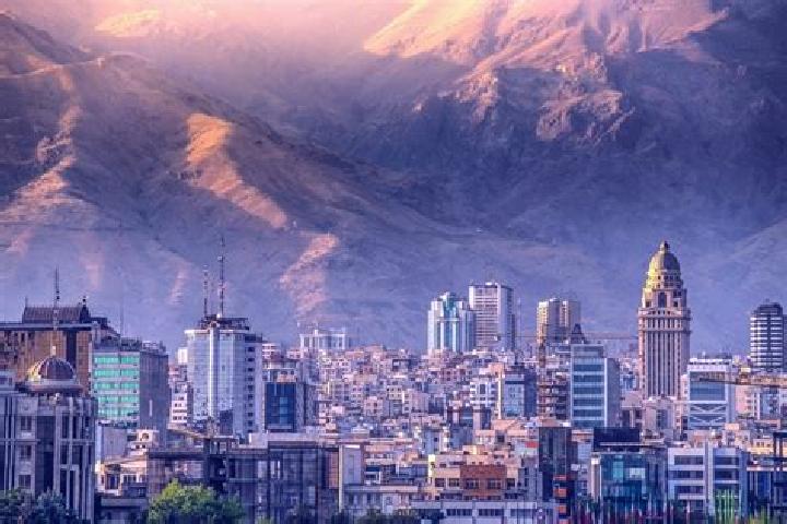 Kinsley, 21 — Escort in Ziba Kenar, Iran