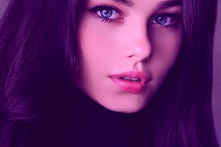 Kinsley, 22, a auburn dark-eyed slavic companion based in Aydinyurdu. Offering CIM, Massage, Deep French Kissing, A-Level, Striptease. Available for incall a...