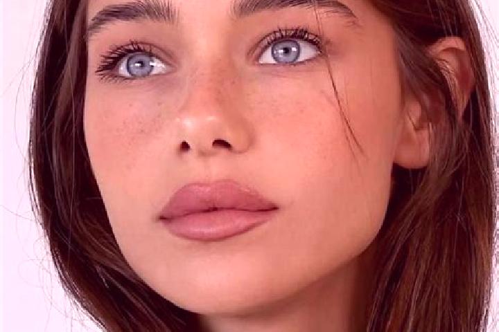 Kinsley, 22, a brunette grey-eyed middle eastern companion based in Ramblewood. Offering OWO, GFE, Travel Companion. Available for incall and outcall, overni...