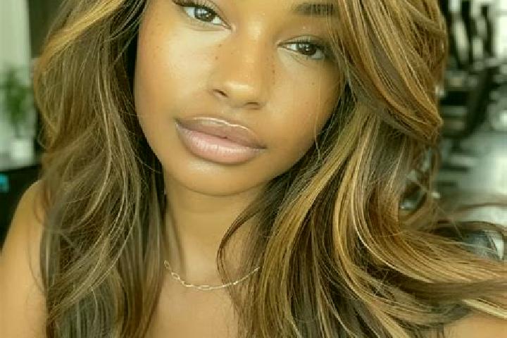 Kinsley, 22, a dark blonde brown-eyed mixed companion based in Dura. Offering Massage, GFE, Tantra, Dinner Date. Available for incall and outcall, day and ev...