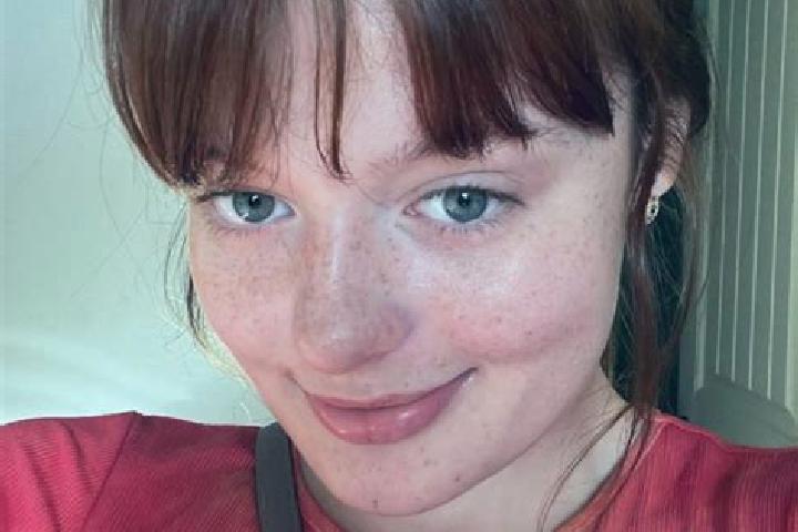 Kinsley, 22, a red blue-eyed mediterranean companion based in Shilka. Offering BDSM, Striptease. Available for incall and outcall, day and evening dates.