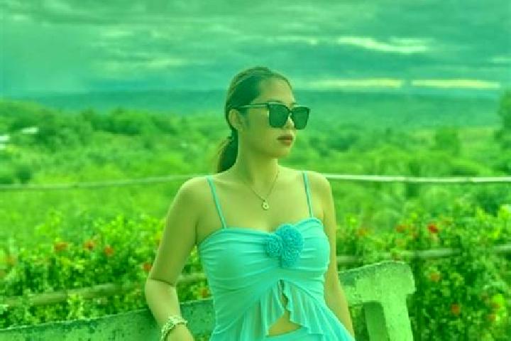Kinsley, 22 — Escort in Alamada, Philippines