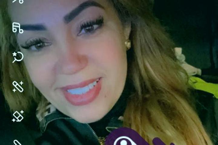Kinsley, 22 — Escort in Cuca, Romania