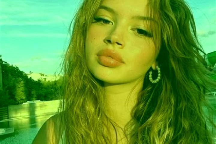 Kinsley, 22 — Escort in Ladna, Czech Republic