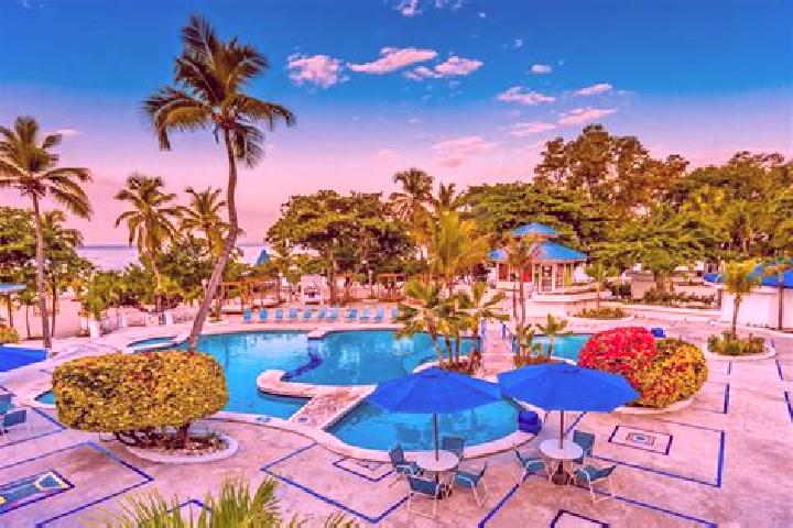 Kinsley, 22 — Escort in Miragoane, Haiti