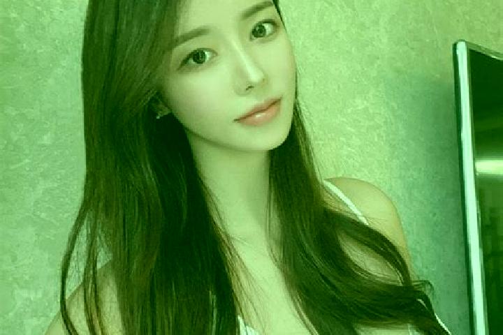 Kinsley, 22 — Escort in Wangxingzhuang, China