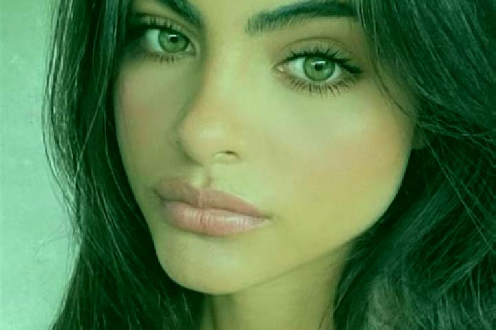 Kinsley, 23, a black dark-eyed caucasian companion based in Vrany. Offering Overnight, A-Level, Erotic Massage. Available for incall and outcall, overnight b...