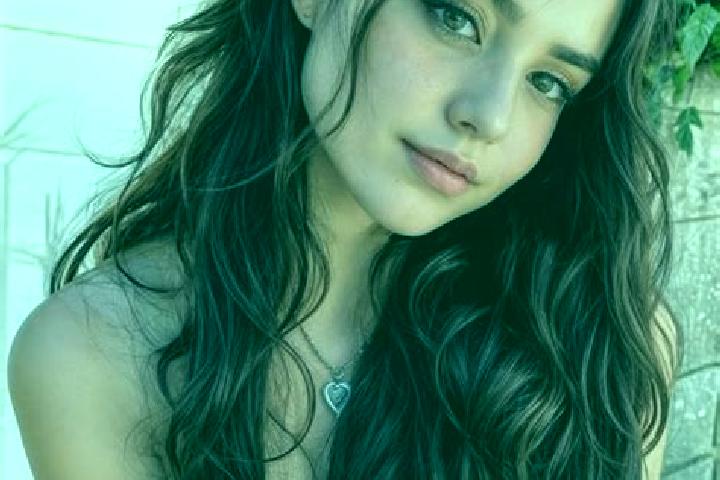 Kinsley, 23, a black hazel-eyed mixed companion based in Todi. Offering Party Girl, Massage, A-Level, Fetish. Available for incall and outcall, day and eveni...