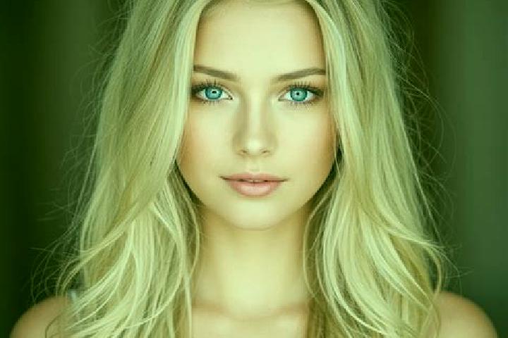 Kinsley, 23, a blonde amber-eyed mixed companion based in Telita. Offering 69, Domination. Available for incall and outcall, overnight bookings available.