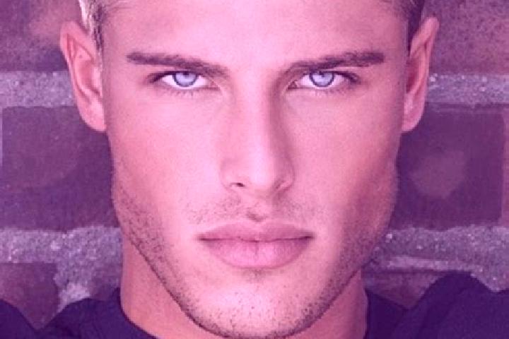 Kinsley, 23, a blonde dark-eyed caucasian companion based in Lippenhuizen. Offering Couples, Roleplay, CIM, Deep French Kissing. Available for incall and out...