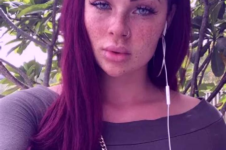 Kinsley, 23, a red green-eyed caribbean companion based in Empangeni. Offering BDSM, A-Level, Duos, 69, Couples. Available for incall and outcall, day and ev...