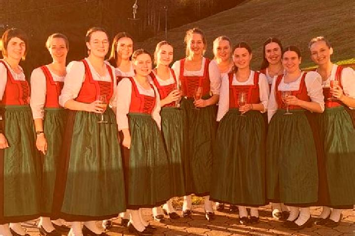 Kinsley, 23 — Escort in Batschuns, Austria