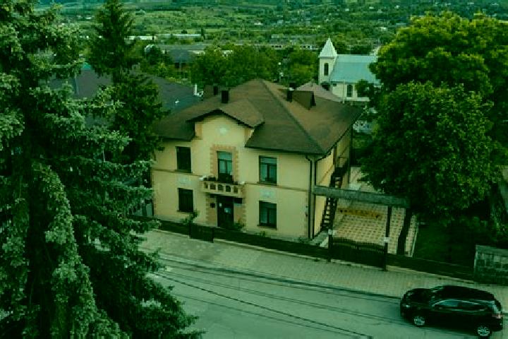 Kinsley, 23 — Escort in Calarasi, Moldova