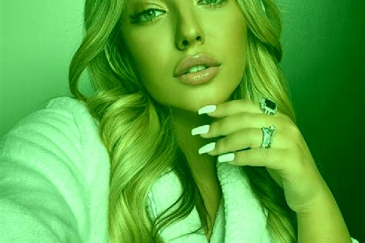 Kinsley, 23 — Escort in Goekcekent, Turkey