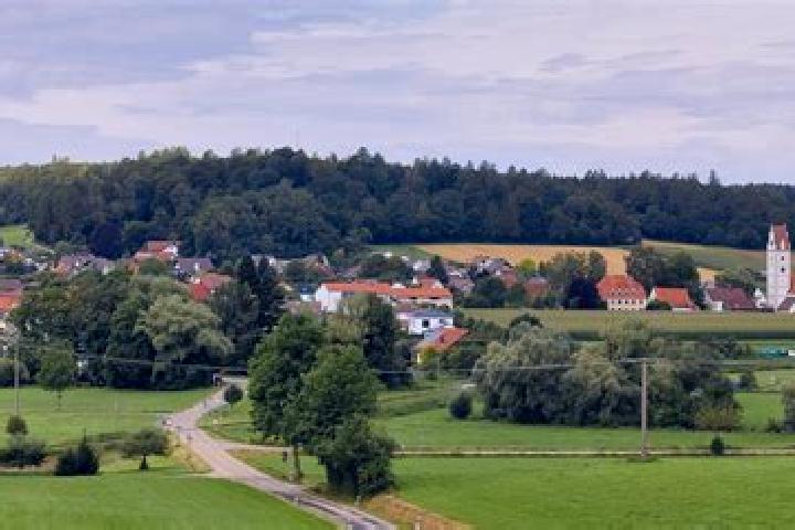Kinsley, 23 — Escort in Grumbach, Germany