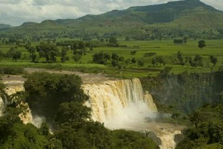 Kinsley, 23 — Escort in Hayk , Ethiopia