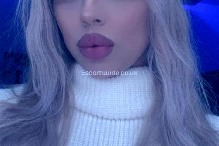 Kinsley, 23 — Escort in Slough, United Kingdom