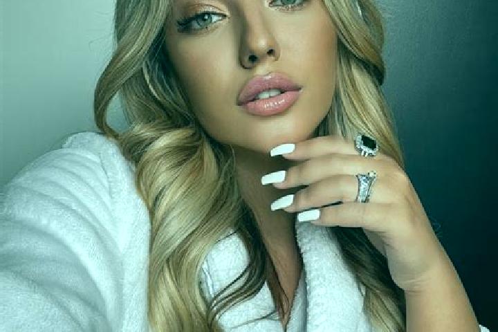 Kinsley, 23 — Escort in Spas, Ukraine
