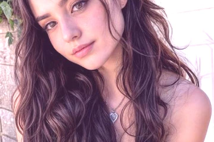 Kinsley, 24, a auburn amber-eyed middle eastern companion based in Akakomoekrou. Offering Domination, Prostate Massage, Duos. Available for incall and outcal...