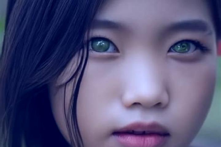 Kinsley, 24, a auburn green-eyed asian companion based in Nondweni. Offering OWO, Girlfriend Experience, Tantra, Deep French Kissing. Available for incall an...