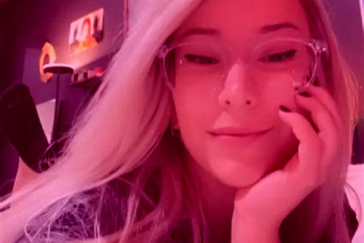 Kinsley, 24, a blonde grey-eyed ebony companion based in Zouzhuang. Offering GFE, CIM, Couples, Deep French Kissing. Available for incall and outcall, day an...