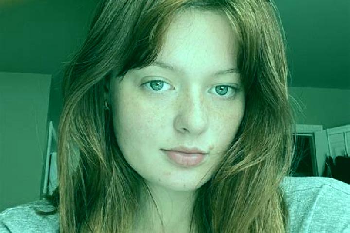 Kinsley, 24, a red grey-eyed mixed companion based in Mechcheri. Offering OWO, Couples. Available for incall and outcall, overnight bookings available.