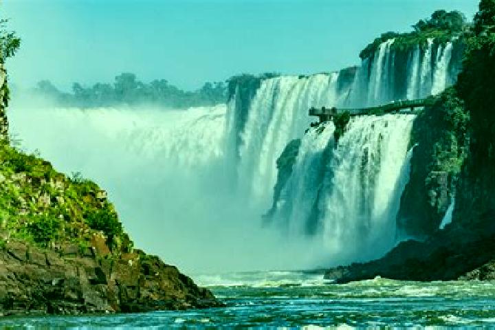 Kinsley, 24 — Escort in Cruzeiro do Iguacu, Brazil