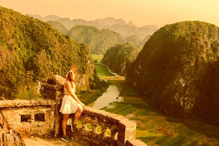 Kinsley, 24 — Escort in Gia Binh, Vietnam