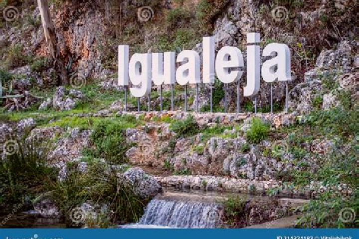 Kinsley, 24 — Escort in Igualeja, Spain