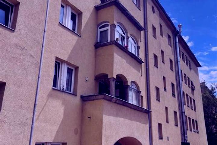 Kinsley, 24 — Escort in Wilten, Austria