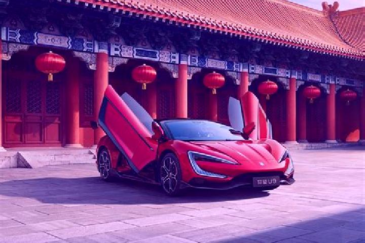 Kinsley, 24 — Escort in Yanguan, China