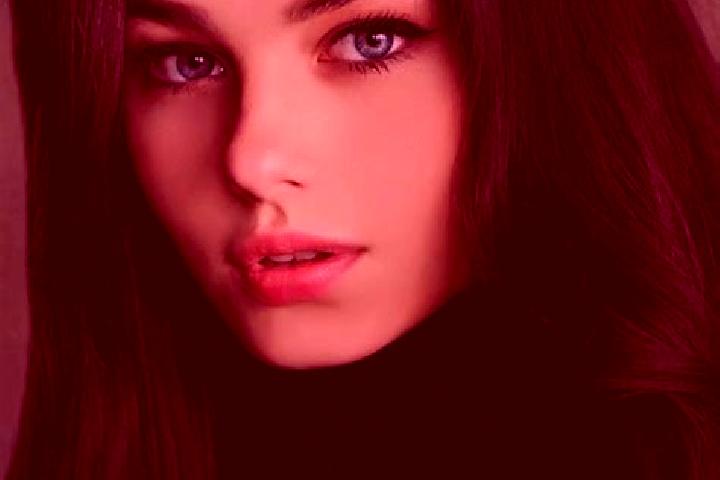 Kinsley, 25, a black grey-eyed slavic companion based in Annemasse. Offering Striptease, OWO, BDSM. Available for incall and outcall, day and evening dates.
