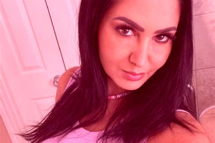 Kinsley, 25, a blonde brown-eyed mixed companion based in Leomidouo. Offering Domination, Travel Companion, Deep French Kissing. Available for incall and out...