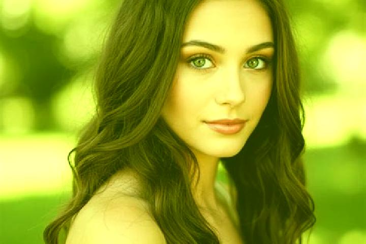 Kinsley, 25, a brunette hazel-eyed ebony companion based in Sukojember. Offering Girlfriend Experience, Dinner Date, Couples, Tantra. Available for incall an...