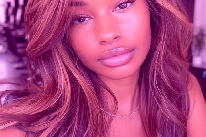 Kinsley, 25, a dark blonde brown-eyed european companion based in Churt. Offering Girlfriend Experience, Massage, Domination, Dinner Date, Couples. Available...